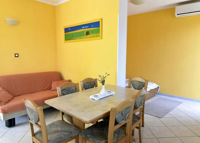 Apartmani Anita Affittacamere *