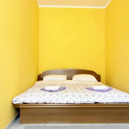 Apartmani Anita 招待所 乌马格