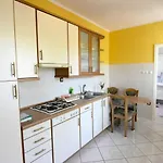 Apartmani Anita Πανσιόν Ουμάγκ